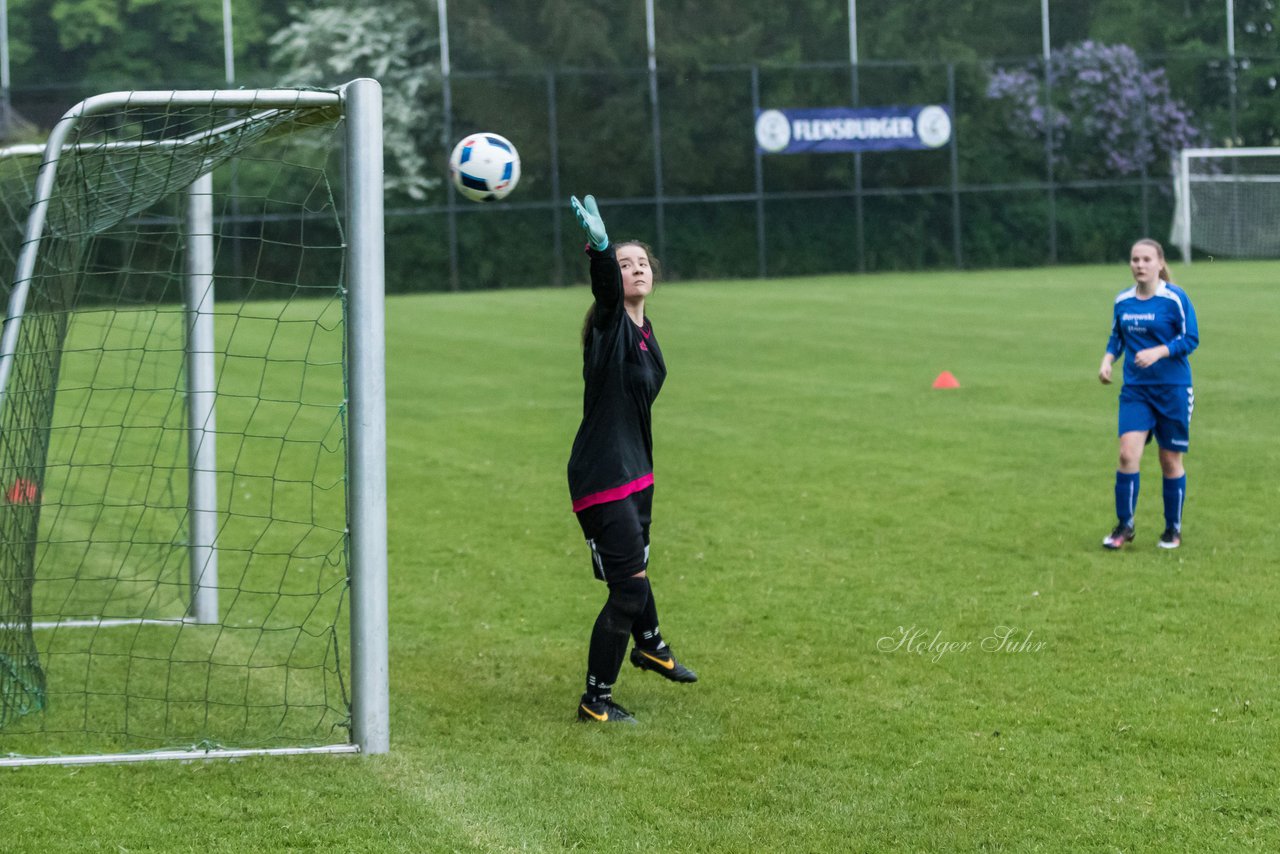 Bild 177 - wCJ SV Steinhorst/Labenz - VfL Oldesloe : Ergebnis: 18:0